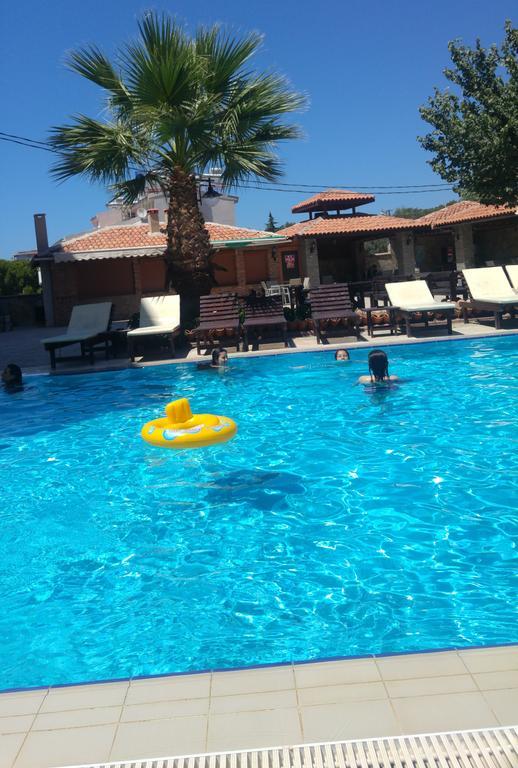 Esat Hotel Кушадасы Экстерьер фото